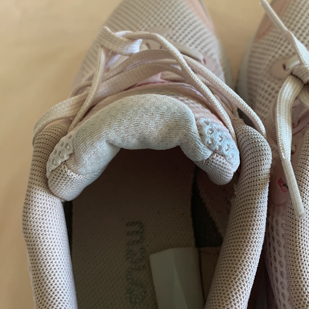 Nike - Picture 6 of 10